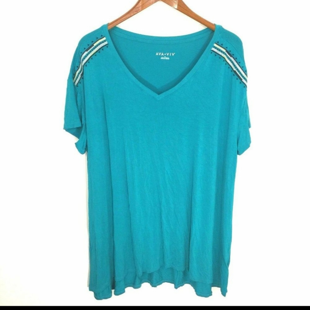 ava & viv embroidered v-neck stretch knit t-shirt